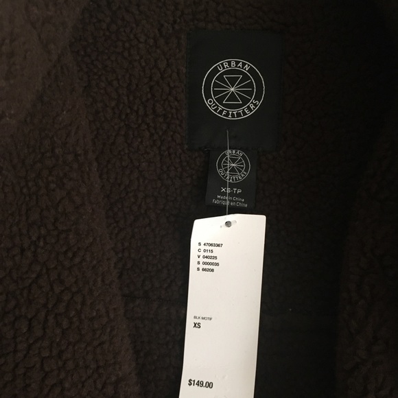 Urban Outfitters black jacket - Picture 5 of 8